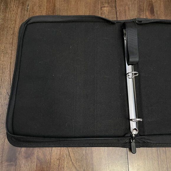 Pokemom 3 Ring Binder Pikachu Tail - Binder Only Full Size - Picture 5 of 6